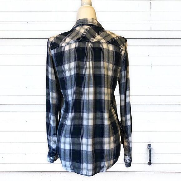 Plaid Button-up Shirt S - Picture 2 of 9